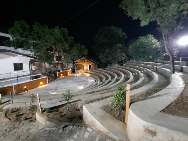 එළිමහන් රඟමඩල