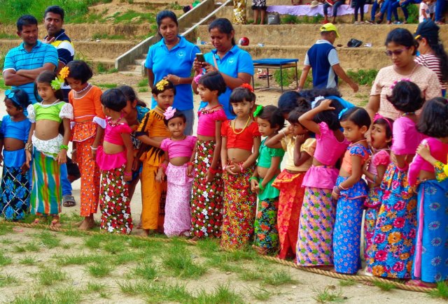 කාර්යාලීය “අපේ බක් මහ උළෙල” - 2018.04.20