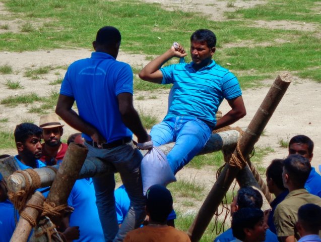 කාර්යාලීය “අපේ බක් මහ උළෙල” - 2018.04.20