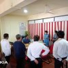 දිවා රෑ නොතකමින් සේවයේ යෙදෙන කාර්ය මණ්ඩලය...